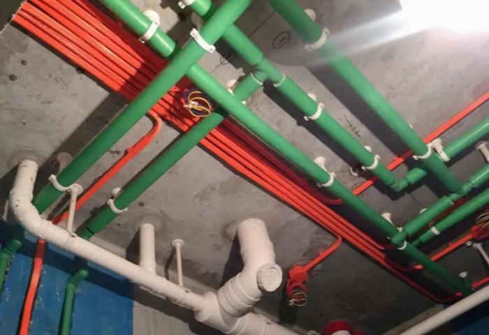 老房裝修水電需要全改嗎？—— 青島東方家園裝飾為您解答